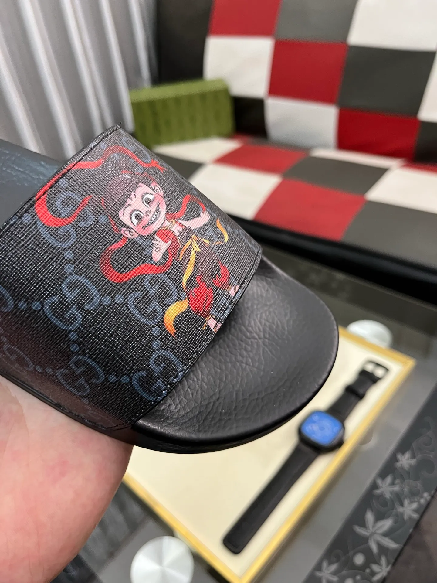 Men's Men's Shoes💰220⌚️⌚️ＧＵＣＣＩ.Gucci.Official website 1:1 popular slippers on sale! Original original material 🩴 SIZE: 38-46 (45.46 non-refundable)